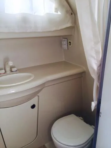 Slide: The Image of Bayliner 266 Discovery Cruiser - Certified Preowned 2012 - 11