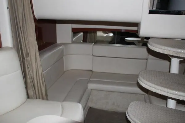 Slide: The Image of Sea Ray 320 Sundancer 2004 - 11