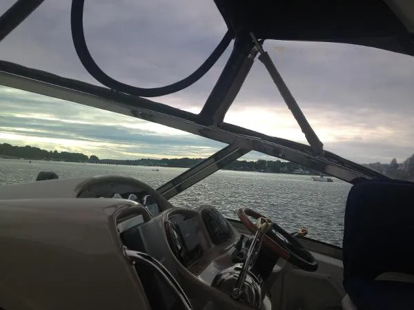 Slide: The Image of Sea Ray 320 Sundancer 2004 - 8