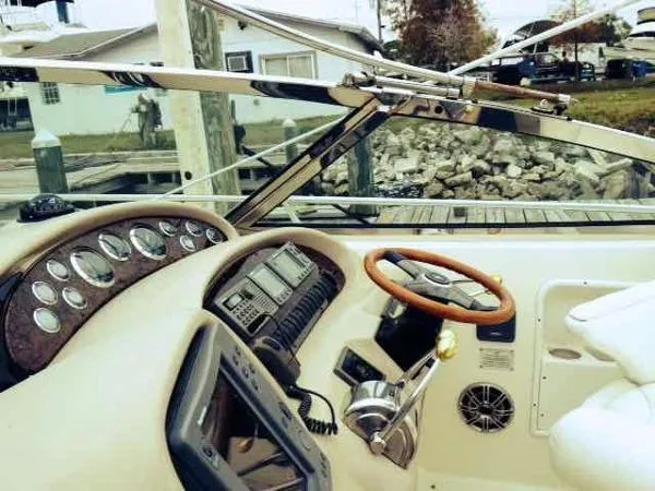 Slide: The Image of Sea Ray 380 Sundancer 2001 - 5