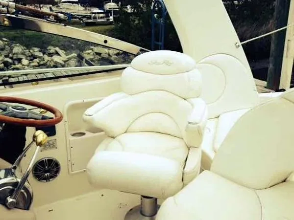 Slide: The Image of Sea Ray 380 Sundancer 2001 - 6