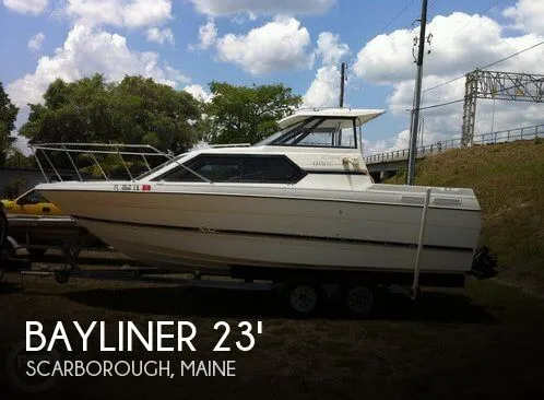 Slide: The Image of Bayliner 2452 Ciera Express 1999 - 0