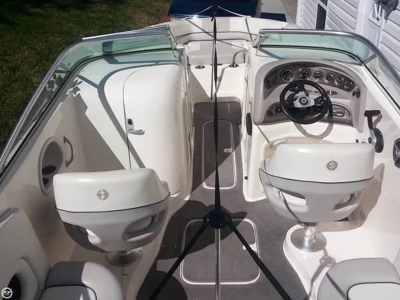 Slide: The Image of Bryant 265 Bowrider 2008 - 9