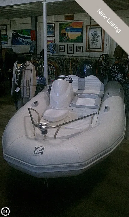 Slide: The Image of Zodiac Yachtline 420 2011 - 1