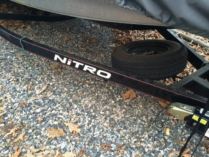 Slide: The Image of Nitro Z-8 2011 - 11