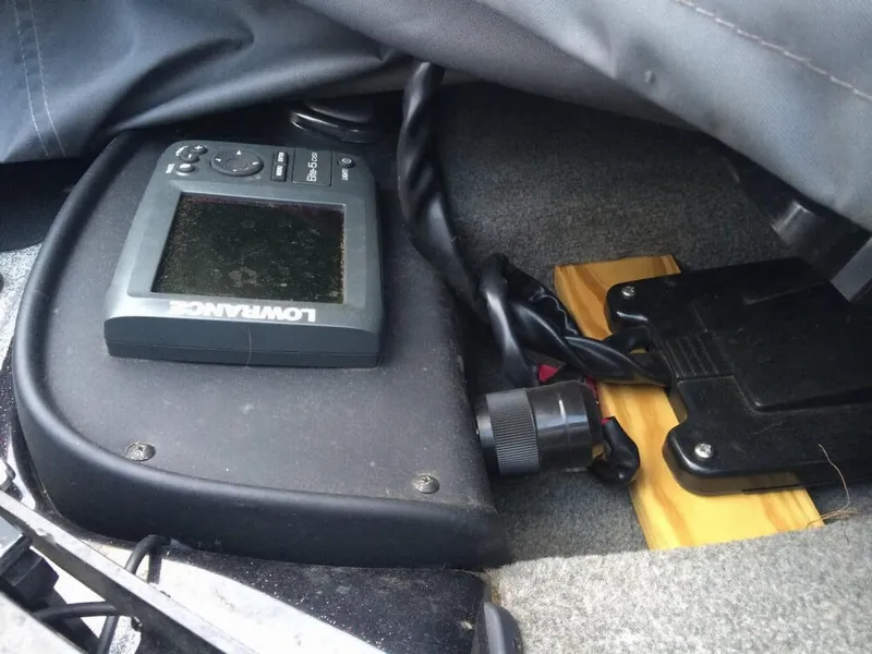 Slide: The Image of Nitro Z-8 2011 - 7