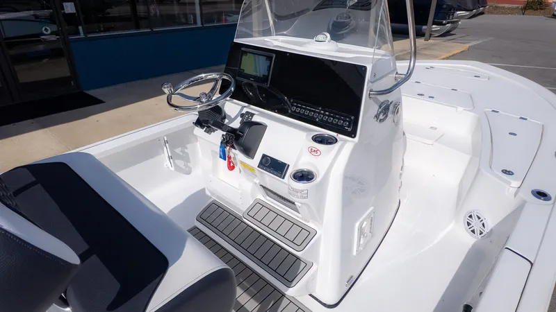 Slide: The Image of Tidewater 2110 Bay Max 2026 - 11