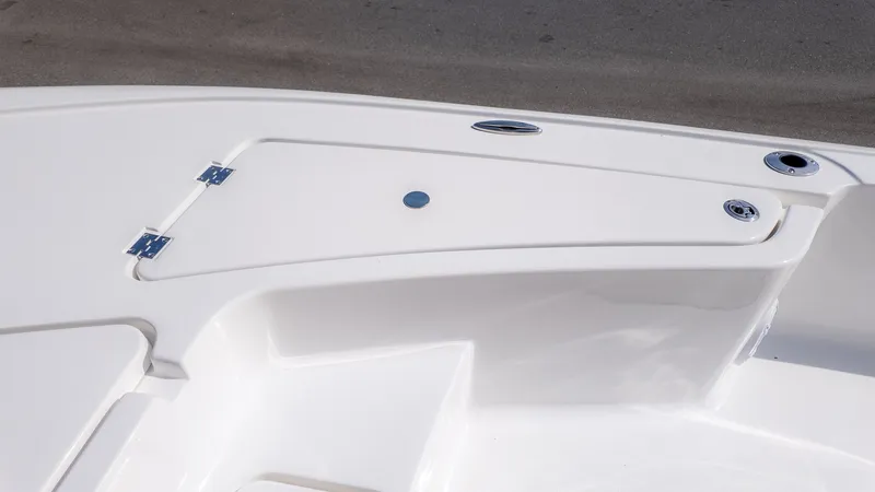 Slide: The Image of Tidewater 2110 Bay Max 2026 - 18