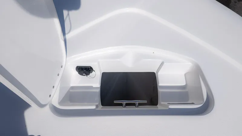 Slide: The Image of Tidewater 2110 Bay Max 2026 - 21