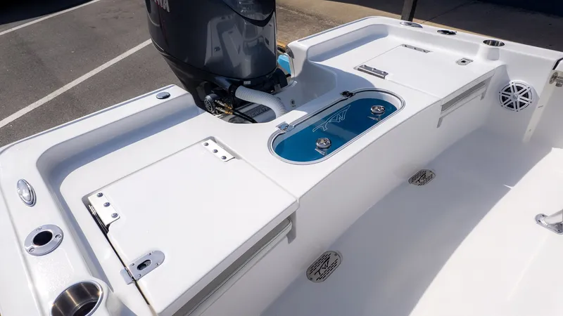 Slide: The Image of Tidewater 2110 Bay Max 2026 - 7