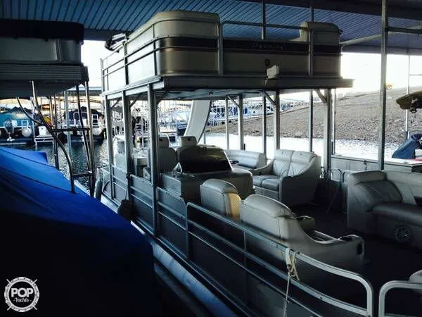 Slide: The Image of Premier 310 Boundary Waters Wide Deck 2006 - 1