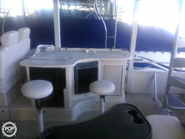 Slide: The Image of Premier 310 Boundary Waters Wide Deck 2006 - 6