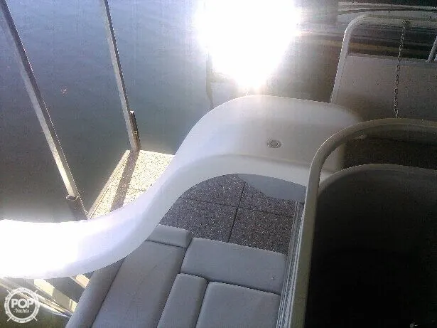 Slide: The Image of Premier 310 Boundary Waters Wide Deck 2006 - 7