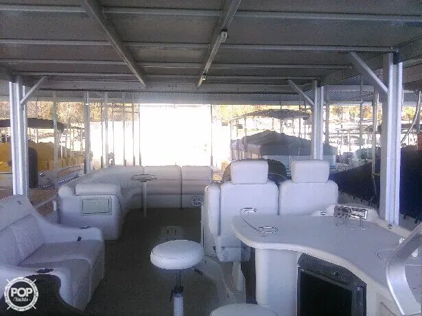 Slide: The Image of Premier 310 Boundary Waters Wide Deck 2006 - 9