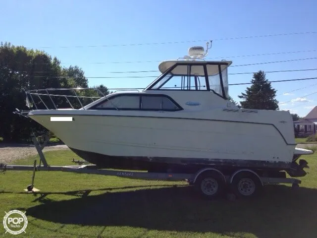 Slide: The Image of Bayliner 2452 Ciera LX Express 2001 - 2