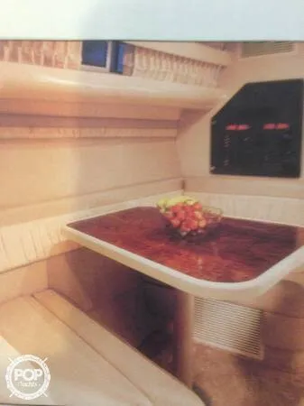 Slide: The Image of Regal 292 Commodore 1995 - 5