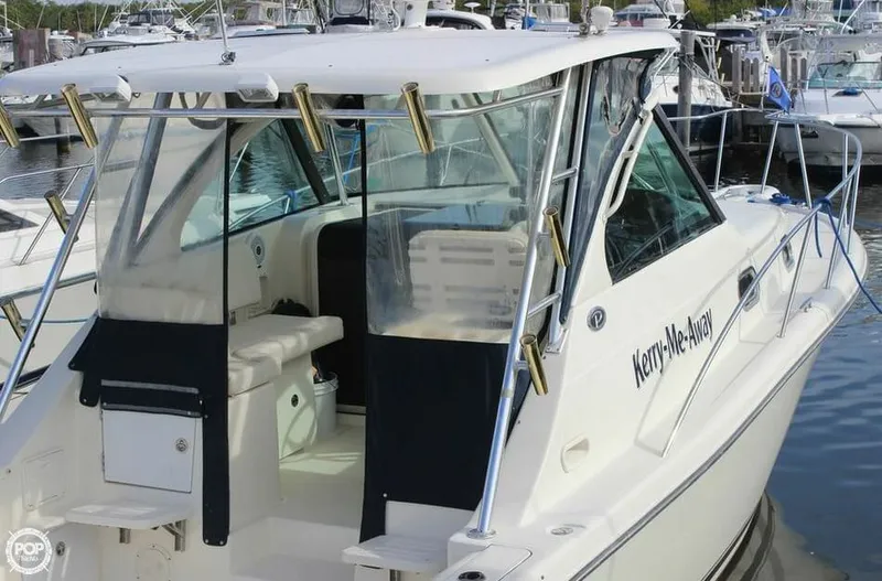 Slide: The Image of Pursuit 3370 Offshore 2006 - 5