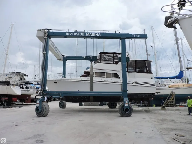 Slide: The Image of Trojan 12 Meter Motoryacht 1988 - 5