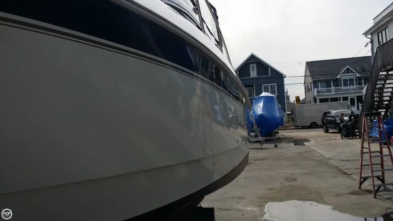 Slide: The Image of Monterey 276 Cruiser 1996 - 11