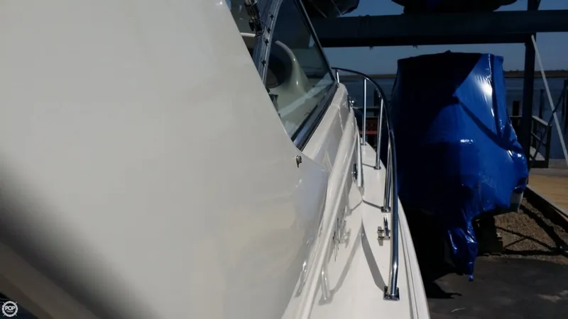 Slide: The Image of Monterey 276 Cruiser 1996 - 7