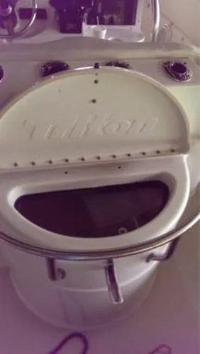 Slide: The Image of Triton 2895 Center Console (Must See!) 2006 - 2