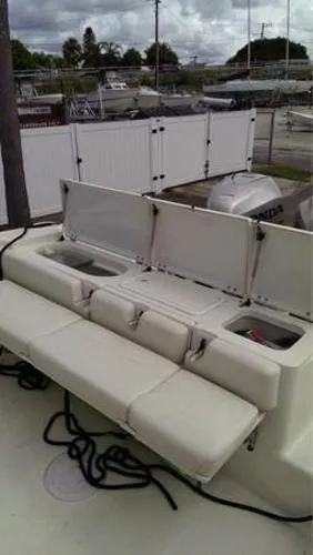 Slide: The Image of Triton 2895 Center Console (Must See!) 2006 - 4