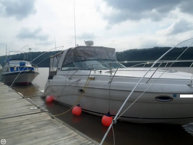 Slide: The Image of Rinker 320 Express Cruiser 2006 - 6