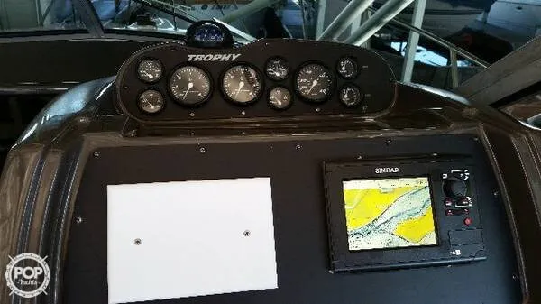 Slide: The Image of Trophy 2802 Walkaround 2001 - 11