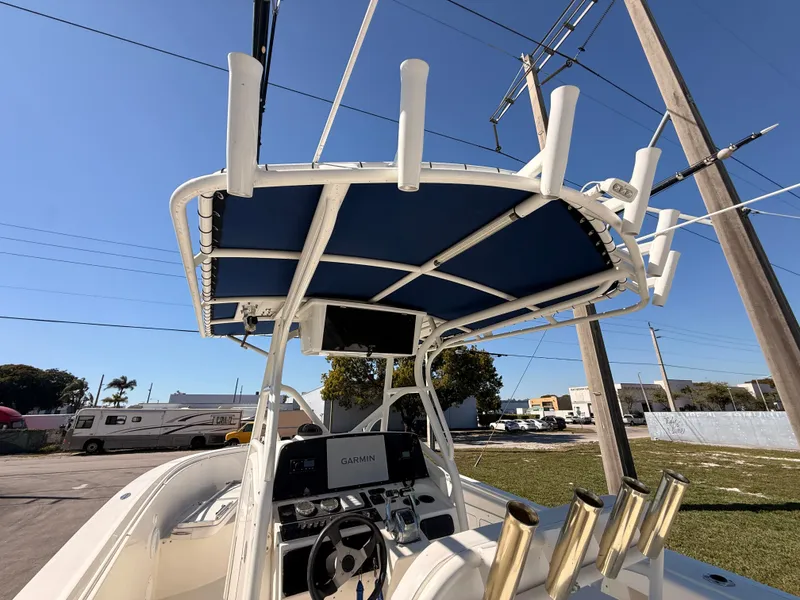 Slide: The Image of Edgewater 265CC 2004 - 16