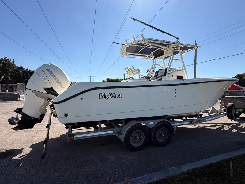 Slide: The Image of Edgewater 265CC 2004 - 7