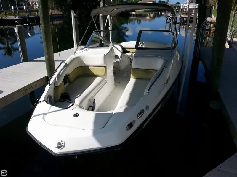 Slide: The Image of Sea-Doo 230 SE Challenger 2008 - 7