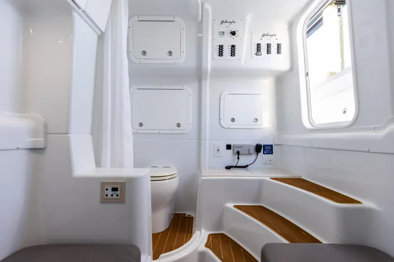 Slide: The Image of Yellowfin 42 Offshore 2023 - 52