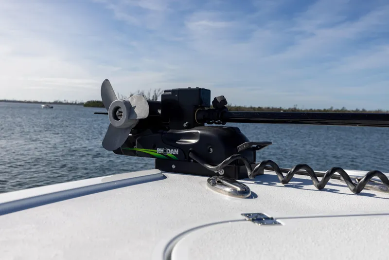 Slide: The Image of Yellowfin 42 Offshore 2023 - 61