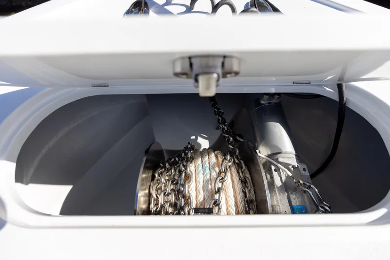 Slide: The Image of Yellowfin 42 Offshore 2023 - 62