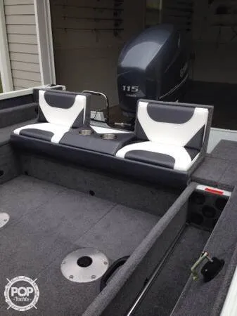 Slide: The Image of Alumacraft Voyageur 175 Sport 2014 - 8