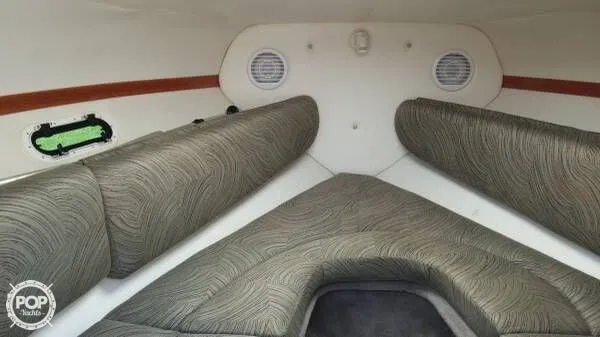 Slide: The Image of Four Winns 225 Sundowner 2004 - 7