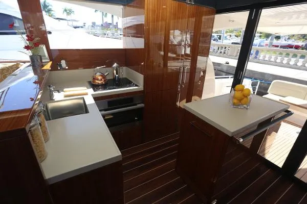Slide: The Image of Maritimo M50 2015 - 9