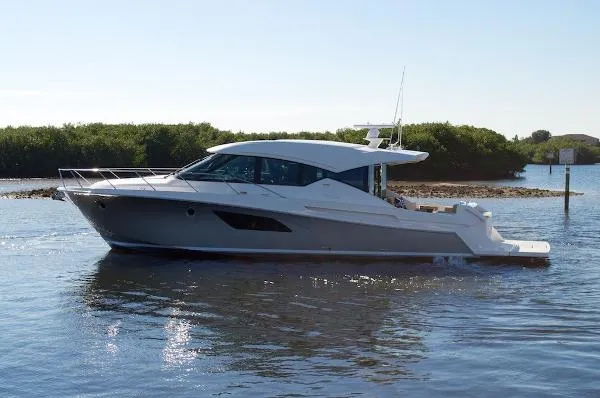 Slide: The Image of Tiara 5000 Coupe (TRXA-005) 2014 - 0
