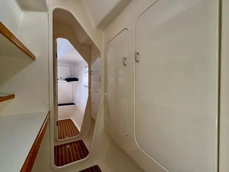 Slide: The Image of Voyage 440 2000 - 15