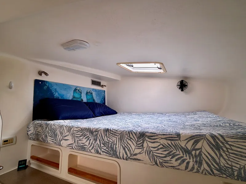 Slide: The Image of Voyage 440 2000 - 16