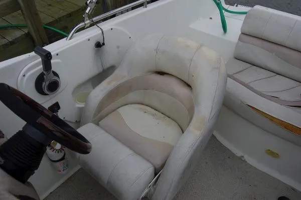 Slide: The Image of NAUTIC STAR 210 Sport Deck with Outboard 2005 - 6