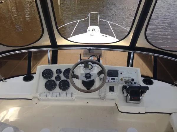 Slide: The Image of Silverton 312 Sedan Cruiser 1997 - 1