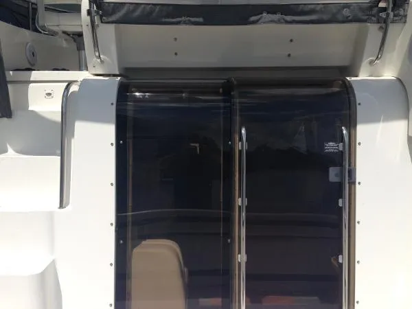 Slide: The Image of Silverton 312 Sedan Cruiser 1997 - 4