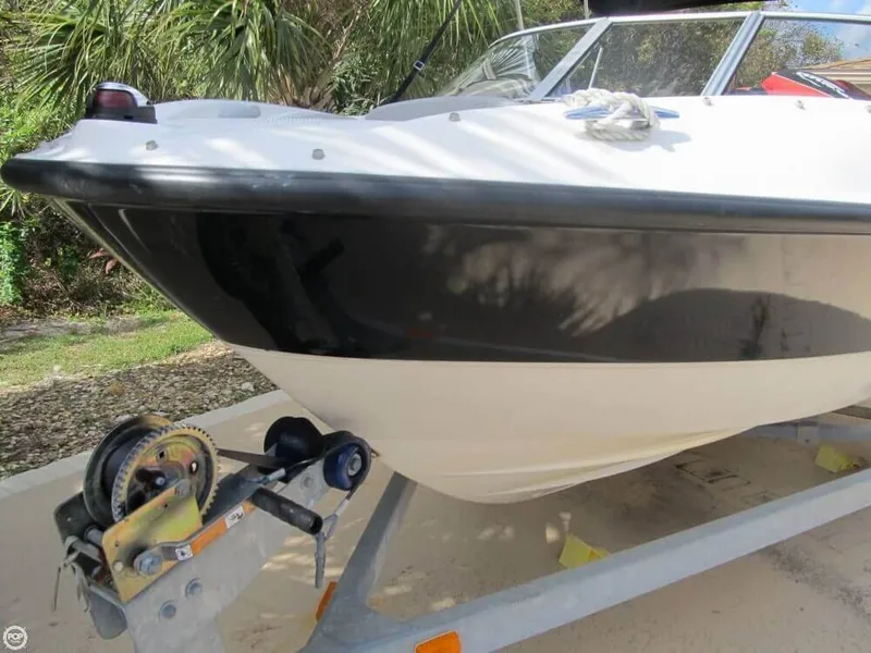 Slide: The Image of Bayliner 185 BR 2011 - 6