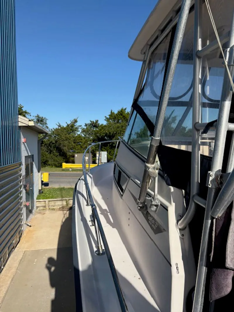 Slide: The Image of Grady-White Sailfish 272 1995 - 10