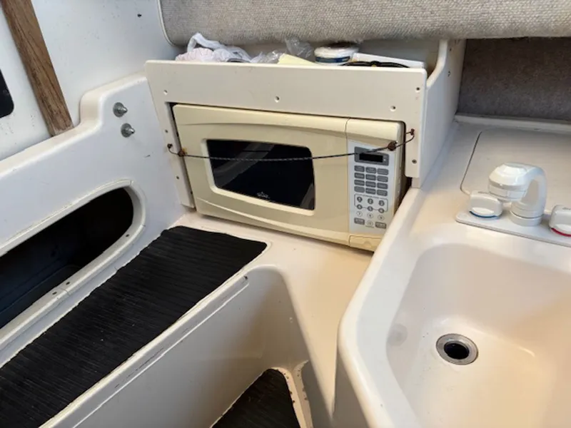 Slide: The Image of Grady-White Sailfish 272 1995 - 19