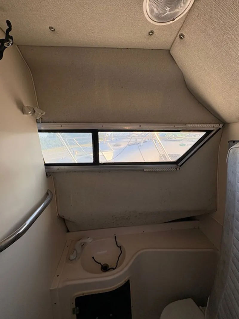 Slide: The Image of Grady-White Sailfish 272 1995 - 23