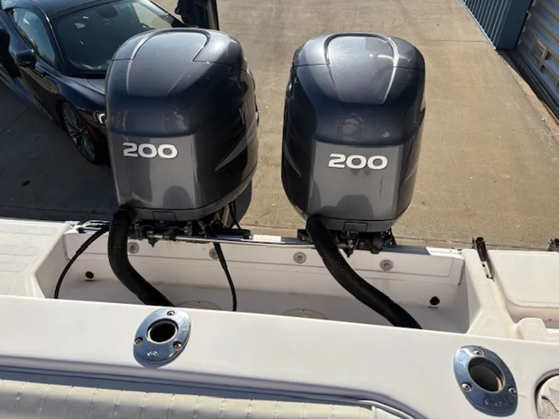 Slide: The Image of Grady-White Sailfish 272 1995 - 5