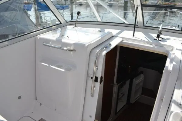 Slide: The Image of Pro Line 33Express Fish 2004 - 6