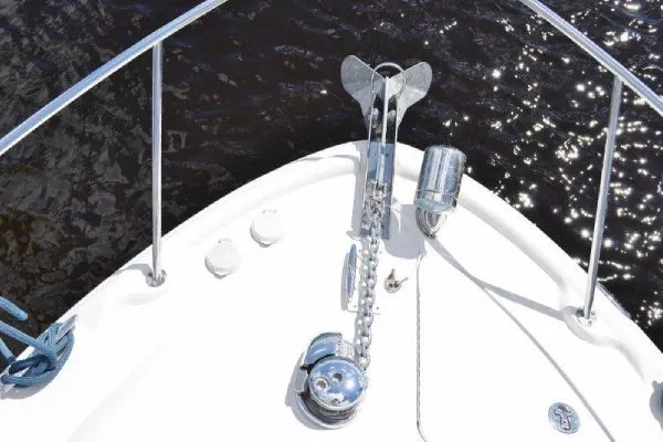 Slide: The Image of Sea Ray 320 Sundancer 2005 - 11